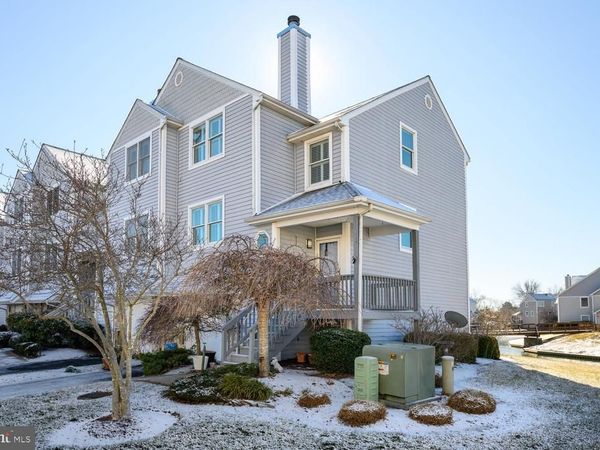 402 BLENNY LANE, CHESTER, MD 21619