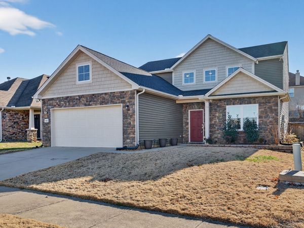 515 Rock Island Way , Lebanon, TN 37087