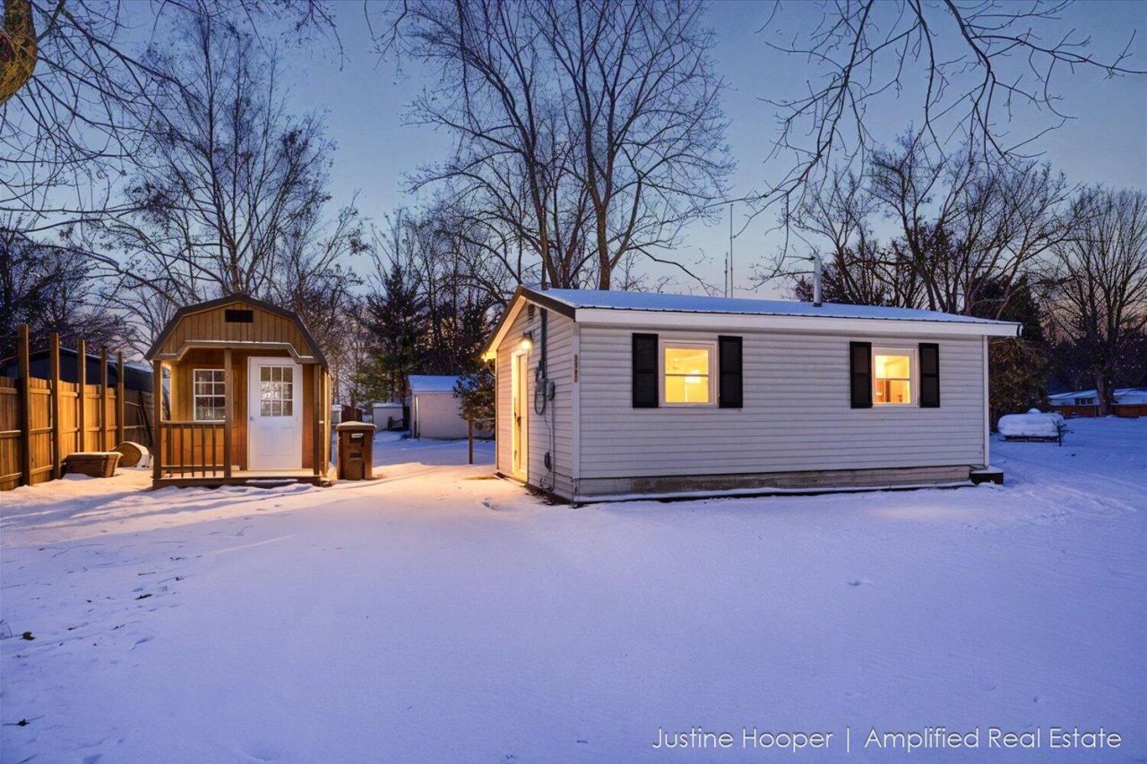 1107 Brott Drive, Hastings, MI 49058 Main Photo