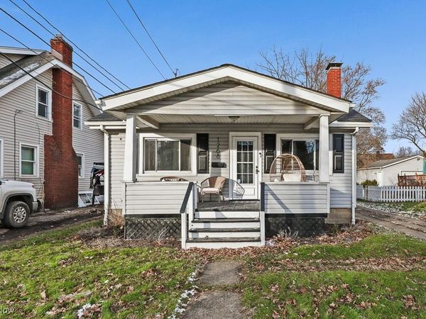 1268 Brown Street, Akron, OH 44301