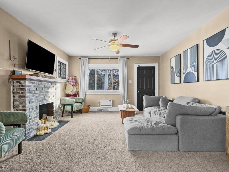 1268 Brown Street, Akron, OH 44301 Photo 6