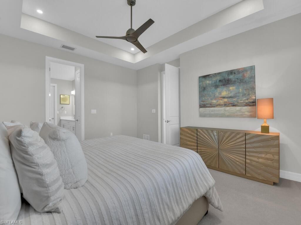 233 Indies Dr E, Unit 201, Naples, FL 34114 Photo