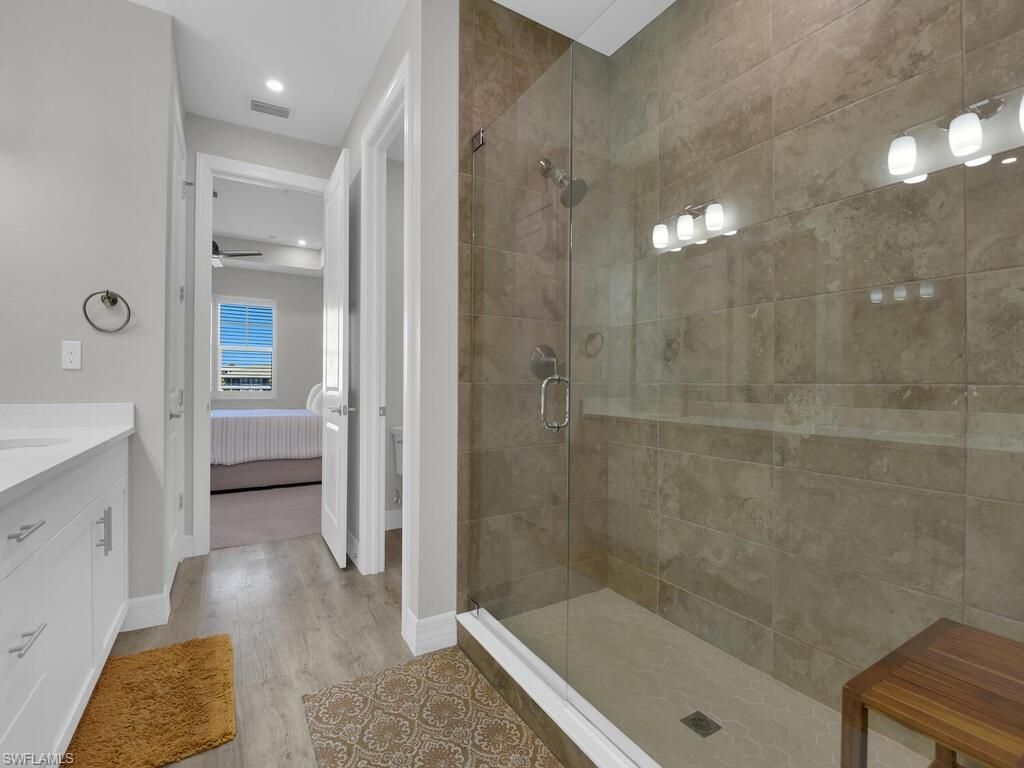 233 Indies Dr E, Unit 201, Naples, FL 34114 Photo