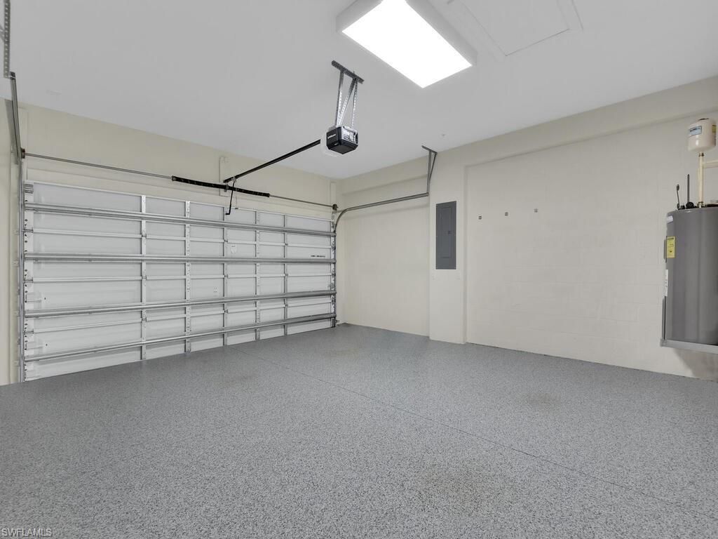 233 Indies Dr E, Unit 201, Naples, FL 34114 Photo