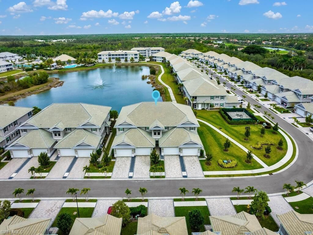 233 Indies Dr E, Unit 201, Naples, FL 34114 Photo