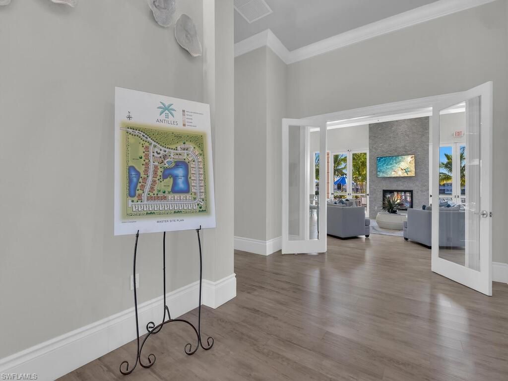 233 Indies Dr E, Unit 201, Naples, FL 34114 Photo