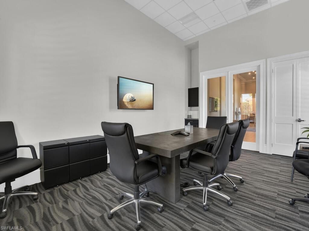 233 Indies Dr E, Unit 201, Naples, FL 34114 Photo
