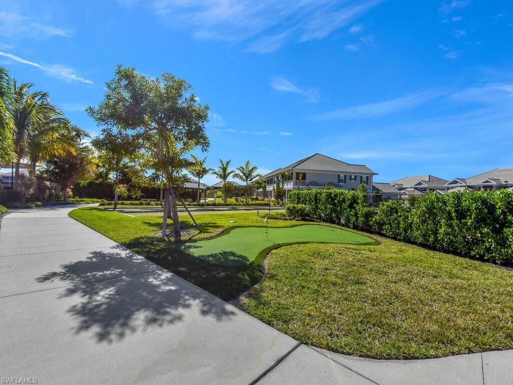 233 Indies Dr E, Unit 201, Naples, FL 34114 Photo