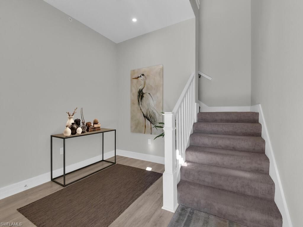 233 Indies Dr E, Unit 201, Naples, FL 34114 Photo