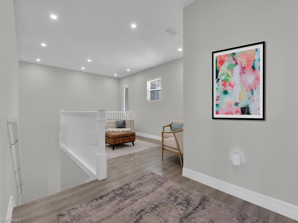 233 Indies Dr E, Unit 201, Naples, FL 34114 Photo