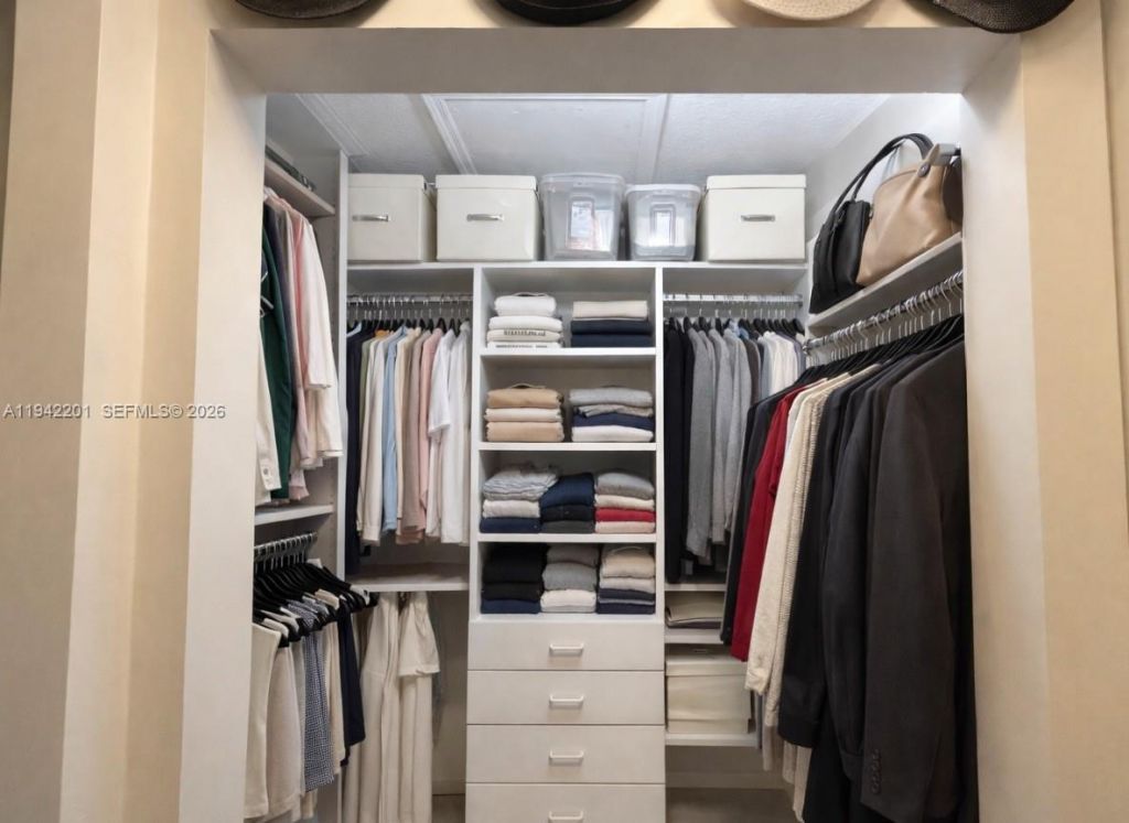 6301 NW 109th Ave, Doral, FL 33178 Photo