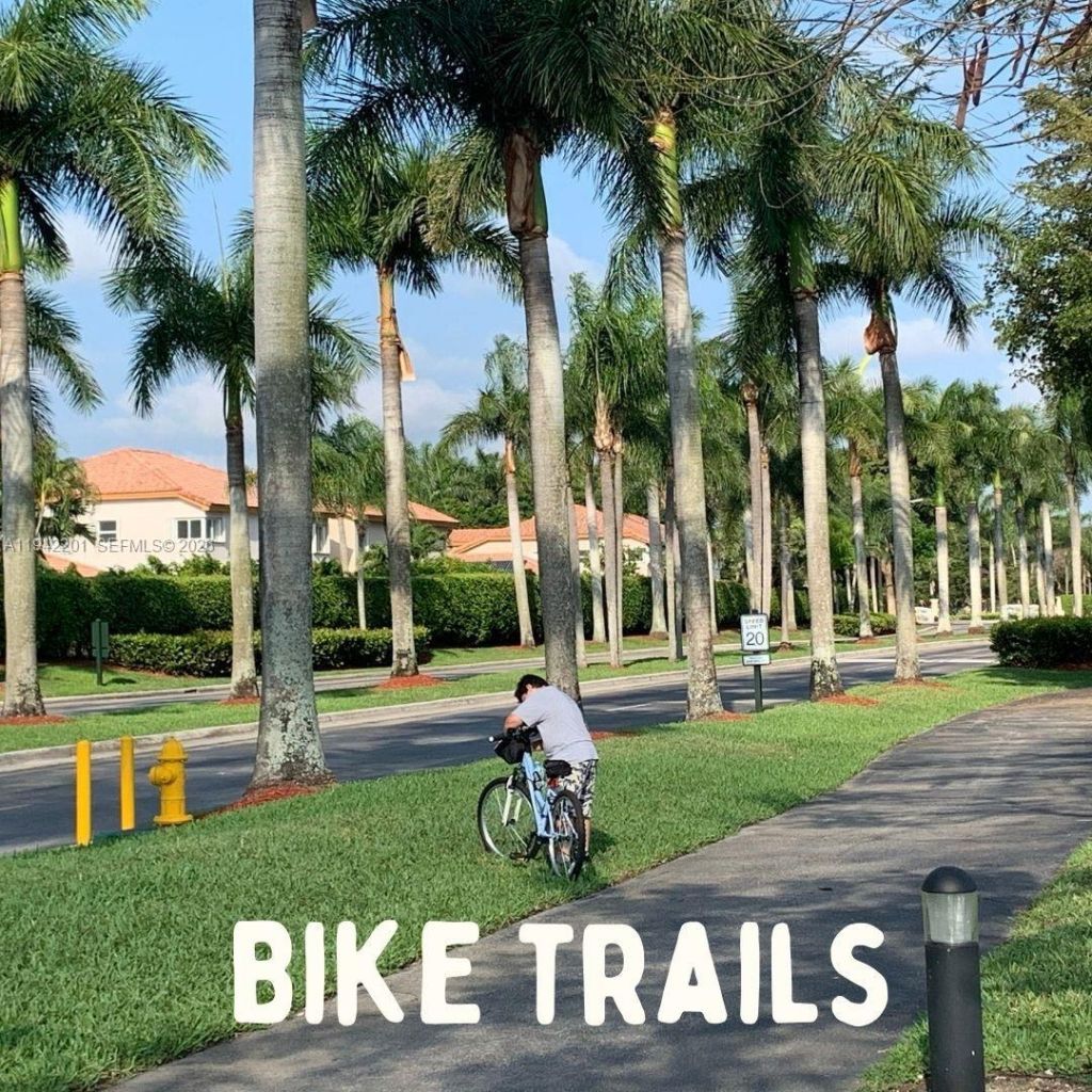 6301 NW 109th Ave, Doral, FL 33178 Photo