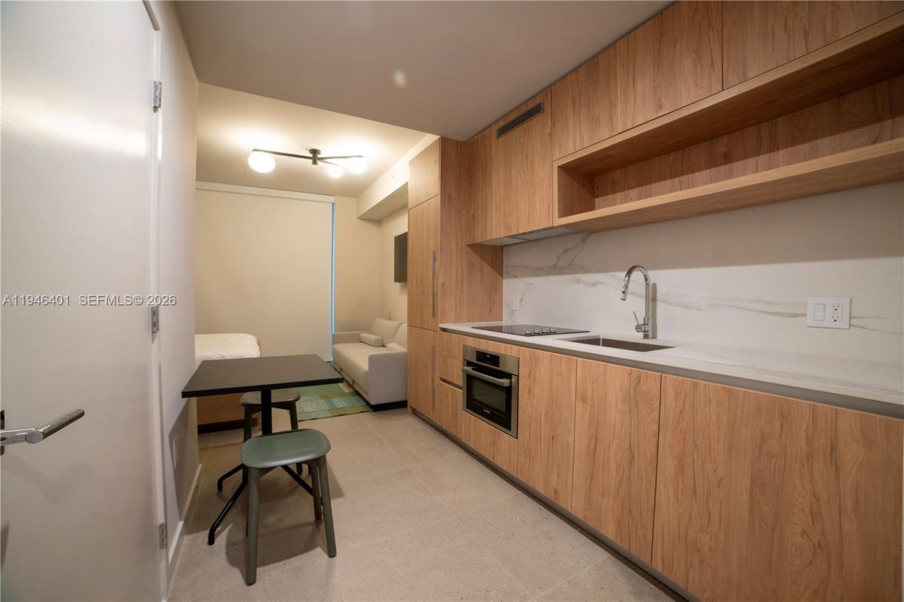 11 NE 6th, Unit 1908, Miami, FL 33132 Photo