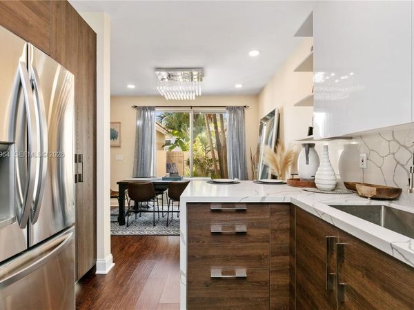 1564 Yellowheart Way , Unit 1564, Hollywood, FL 33019