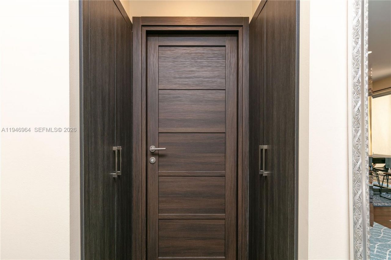 1564 Yellowheart Way , Unit 1564, Hollywood, FL 33019 Photo