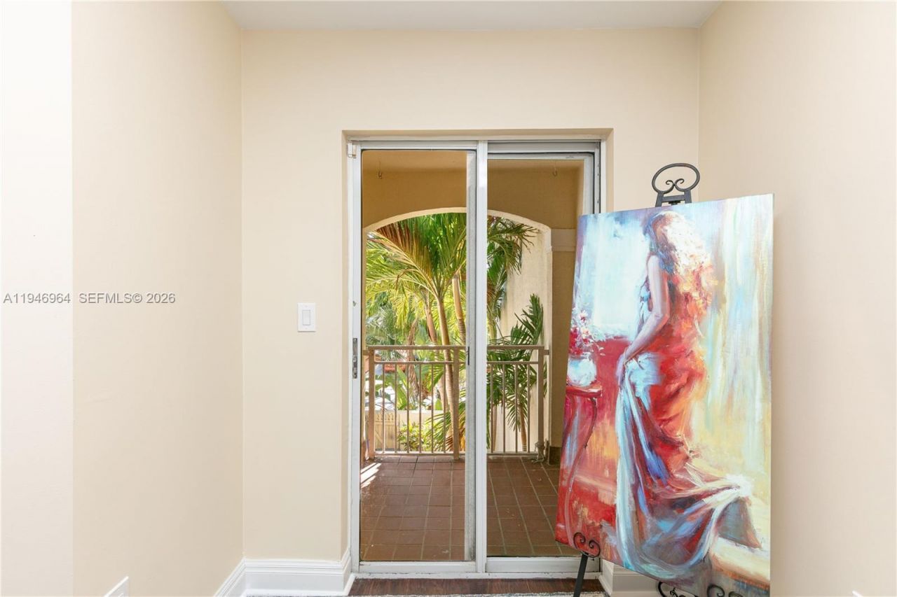1564 Yellowheart Way , Unit 1564, Hollywood, FL 33019 Photo