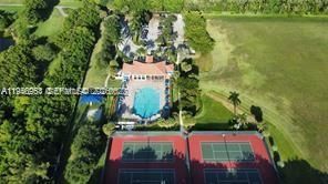 1564 Yellowheart Way , Unit 1564, Hollywood, FL 33019 Photo