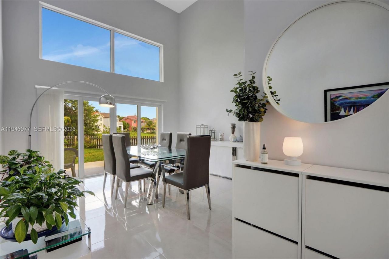 15481 SW 47th Ter, Unit 15481, Miami, FL 33185 Photo