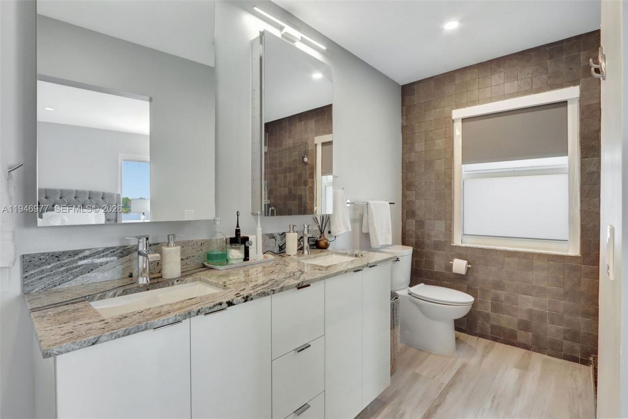 15481 SW 47th Ter, Unit 15481, Miami, FL 33185 Photo