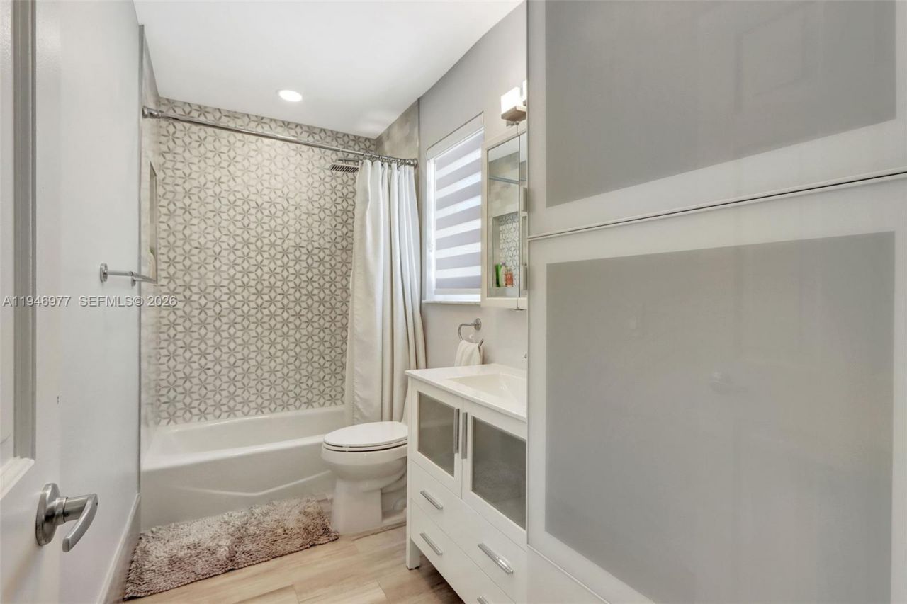 15481 SW 47th Ter, Unit 15481, Miami, FL 33185 Photo