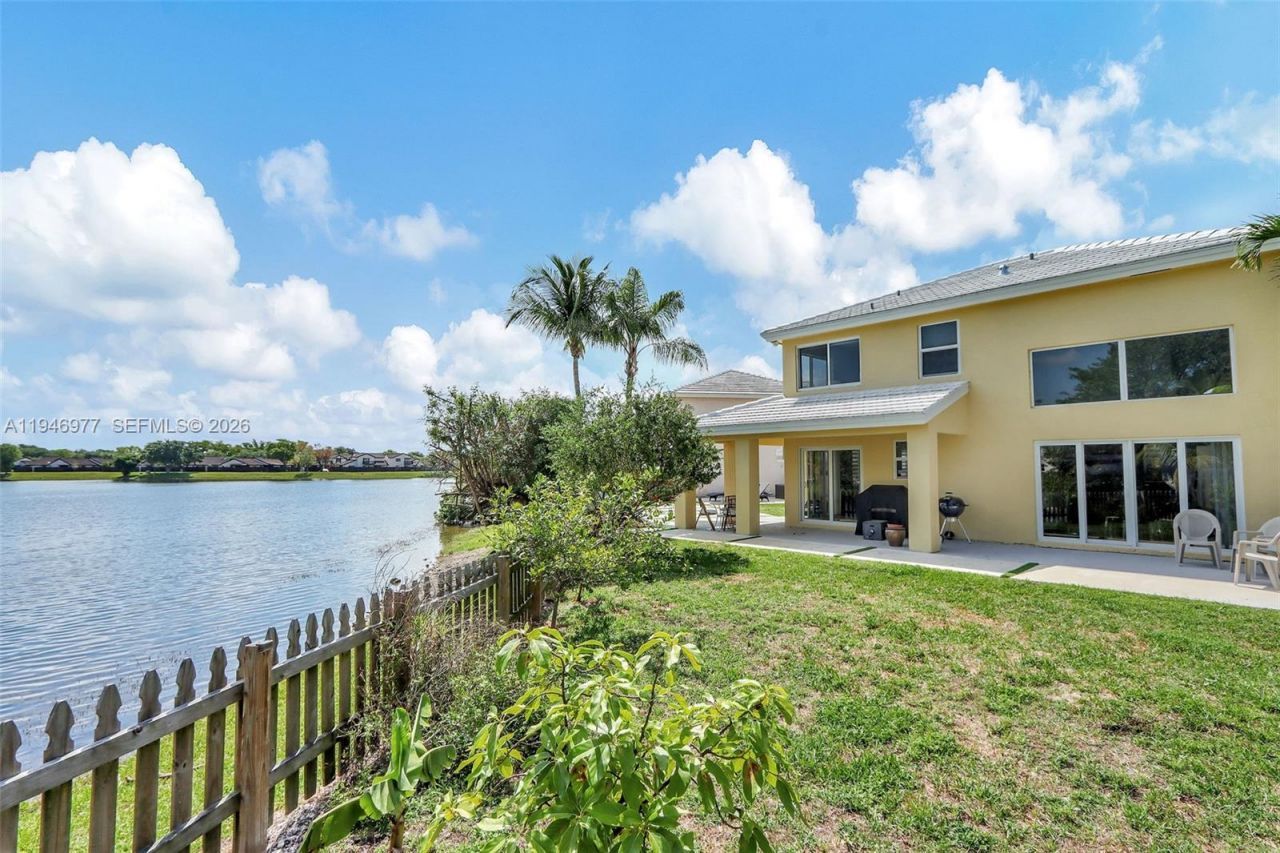 15481 SW 47th Ter, Unit 15481, Miami, FL 33185 Photo