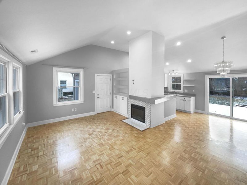 281 E Selby Boulevard, Columbus, OH 43085 Photo 3