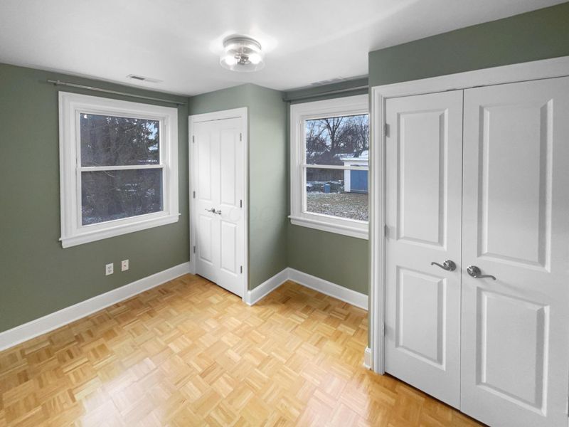 281 E Selby Boulevard, Columbus, OH 43085 Photo 9