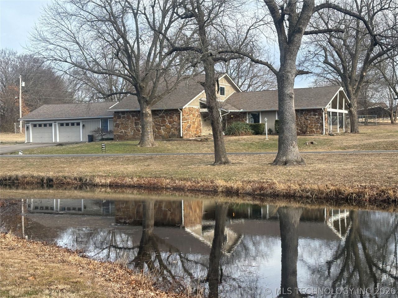 1065 Deer Creek, Pryor, OK 74361 Main Photo