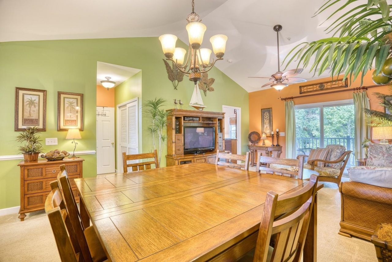 6253 Catalina Dr. Photo 17