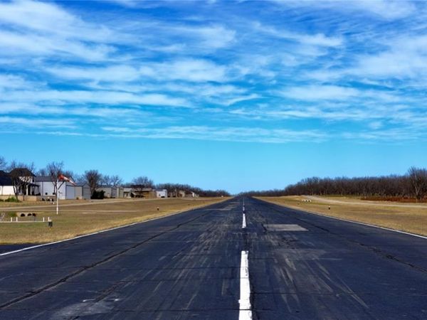 1700 Cirrus Loop , Granbury, TX 76049