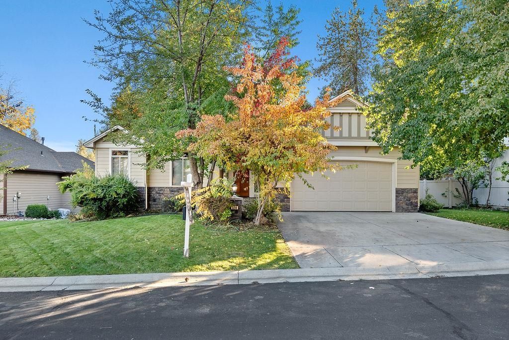 510 E Golden Eagle Ln, Colbert, WA 99005 Main Photo