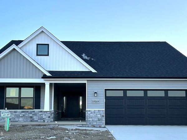 15269 Cypress Drive, Perrysburg, OH 43551