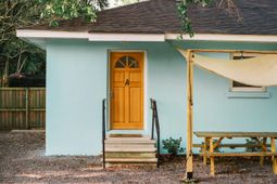 1221 Sumner Avenue photo 4