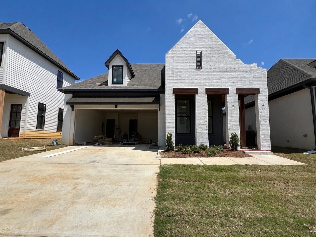 22 Fieldgate Dr, Starkville, MS 39759 Main Photo