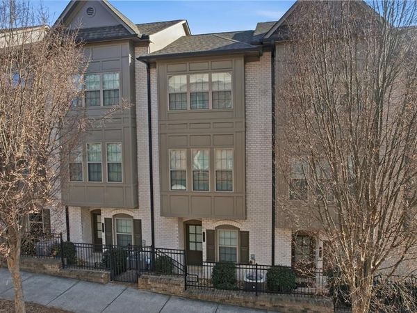 555 Broadview Place NE, Atlanta, GA 30324