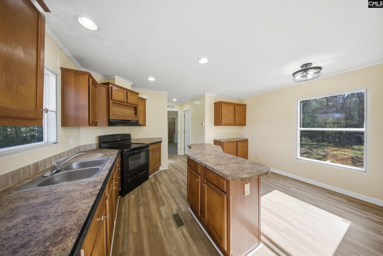 395 Long Cane Road  Photo 11