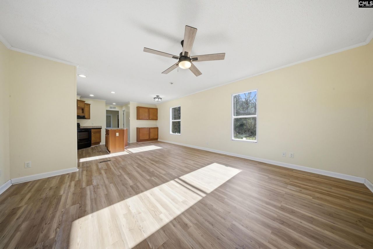 395 Long Cane Road  Photo 5