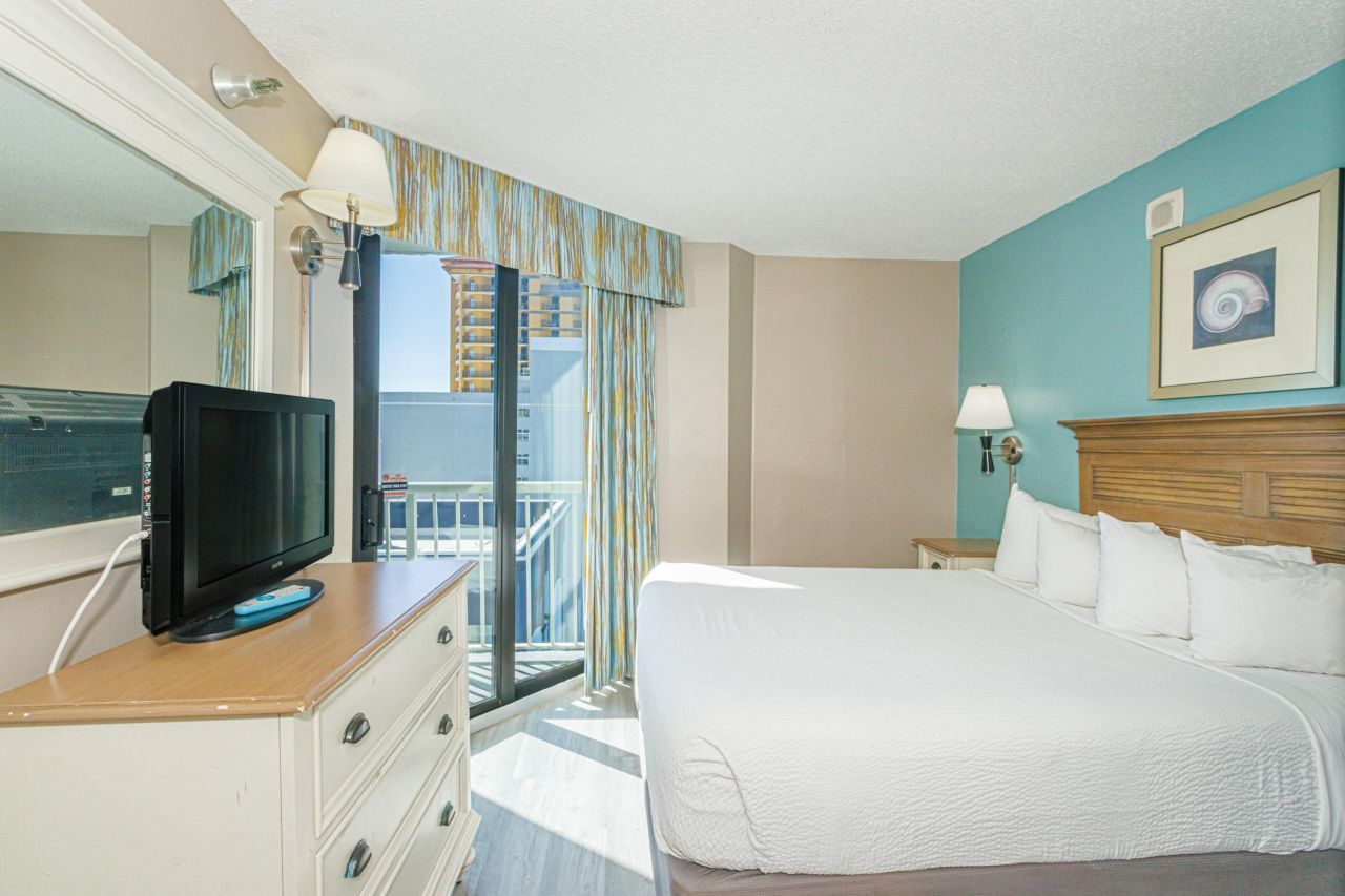 2701 N Ocean Blvd. Photo 13