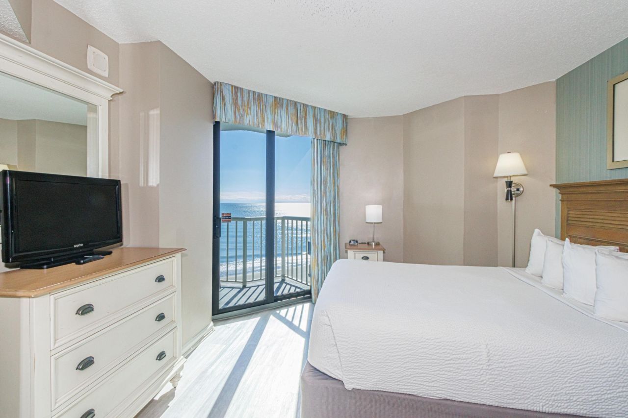 2701 N Ocean Blvd. Photo 16