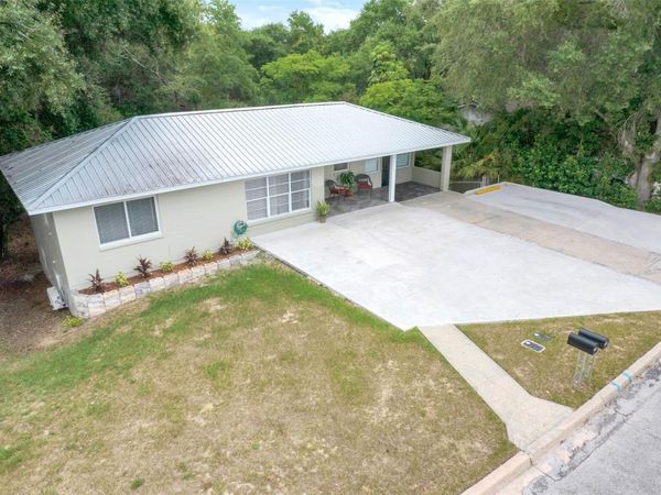 1347 EAST AVENUE, CLERMONT, FL 34711