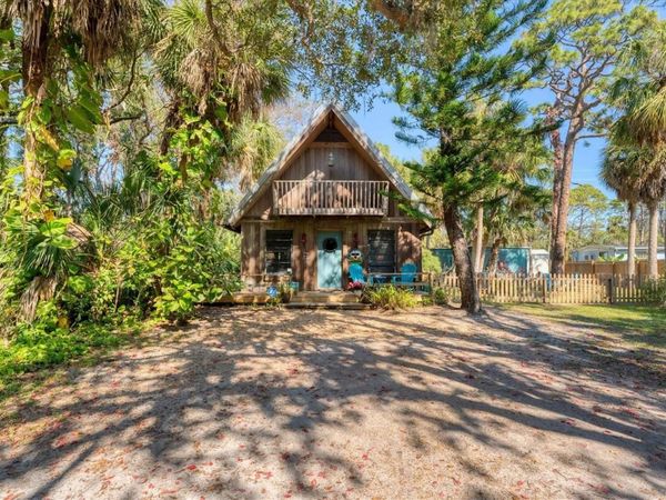 681 OLIVE STREET, ENGLEWOOD, FL 34223