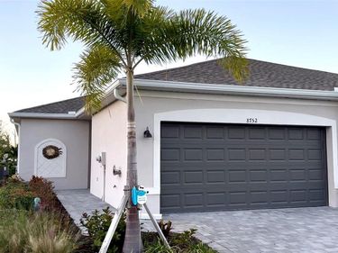 8752 SAINT KITTS CIRCLE, ENGLEWOOD, FL 34224