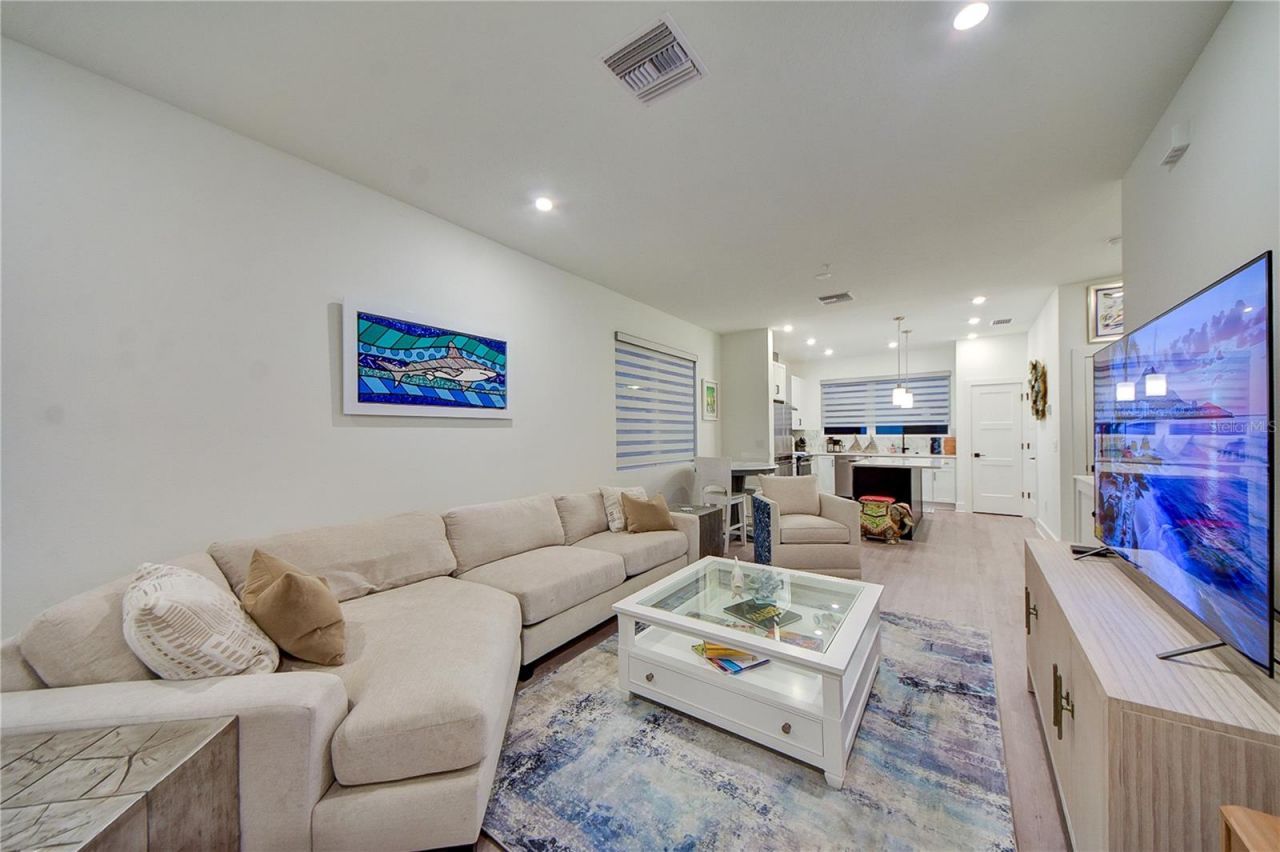 323 15th Street N, Saint Petersburg, FL 33705 Photo