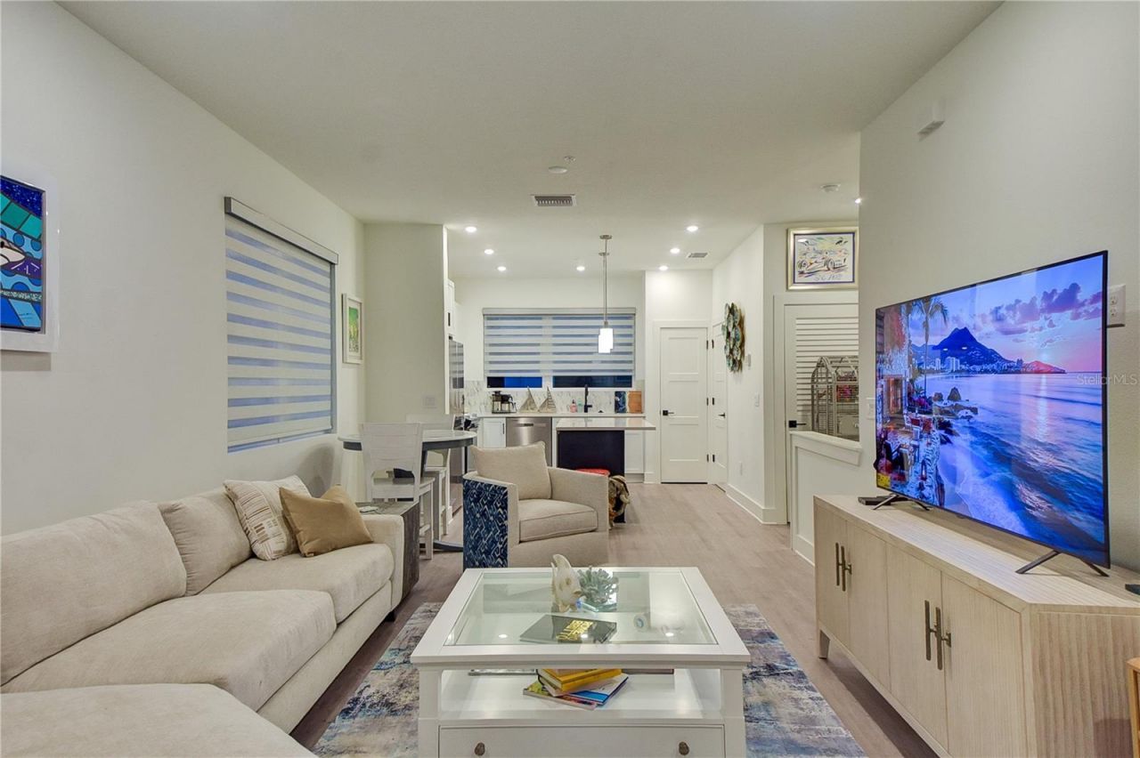 323 15th Street N, Saint Petersburg, FL 33705 Photo