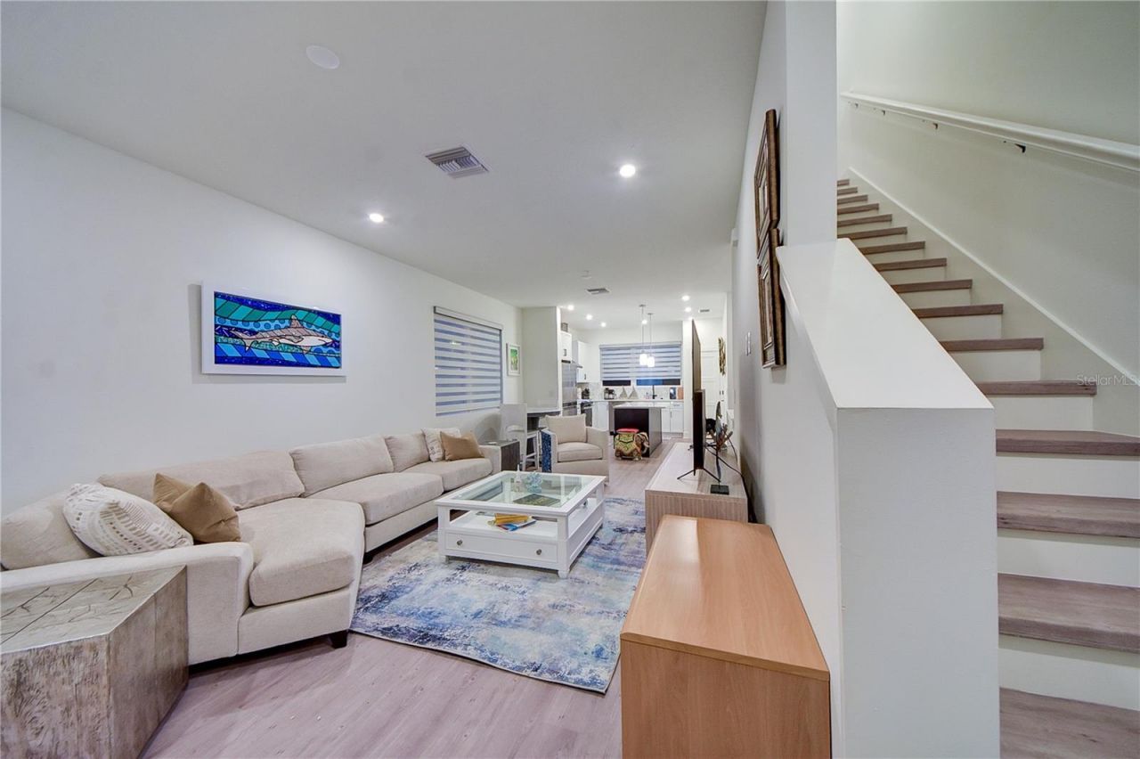 323 15th Street N, Saint Petersburg, FL 33705 Photo