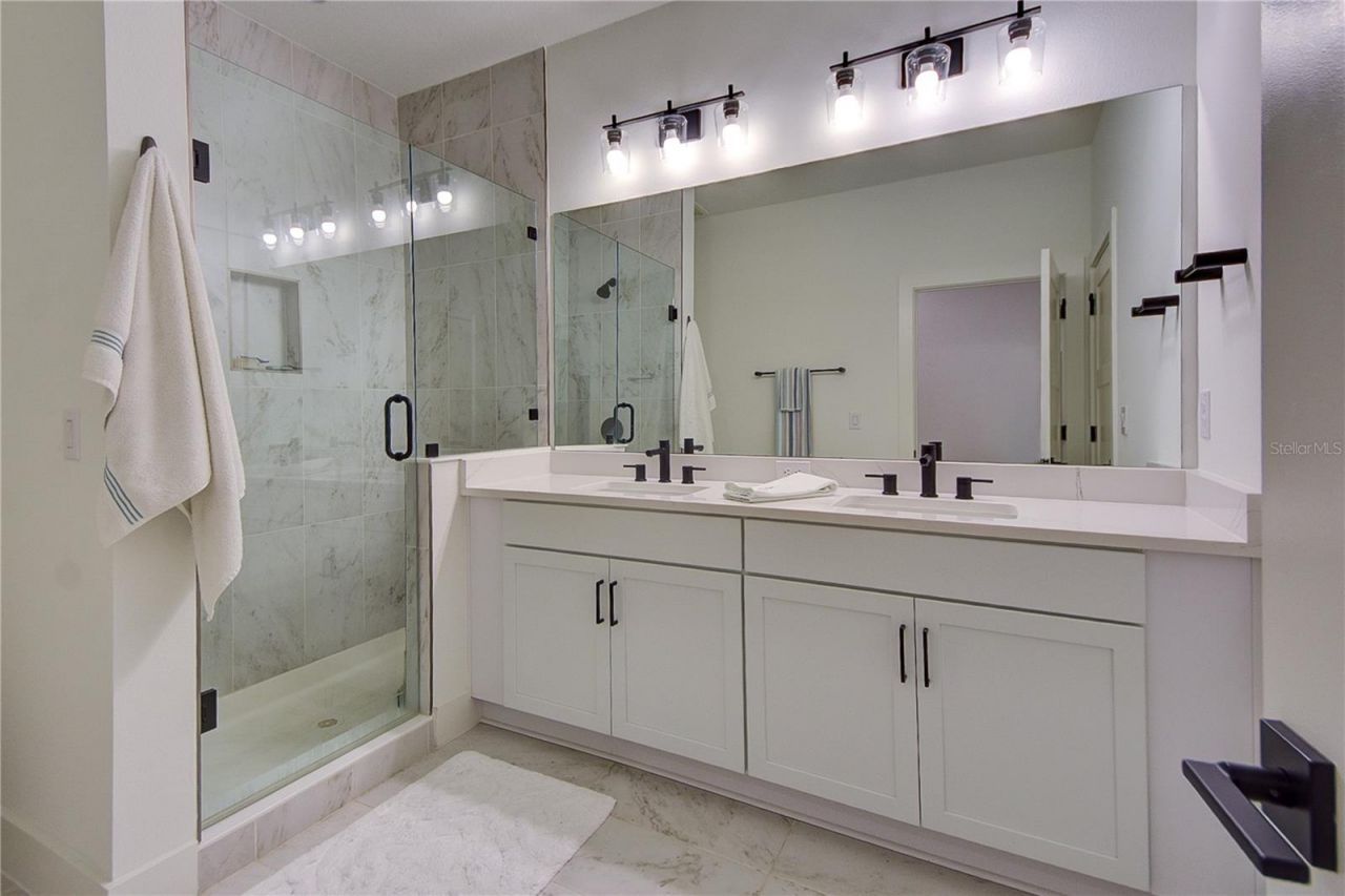 323 15th Street N, Saint Petersburg, FL 33705 Photo