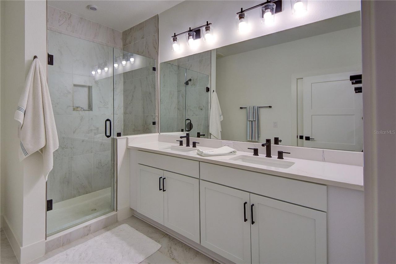 323 15th Street N, Saint Petersburg, FL 33705 Photo