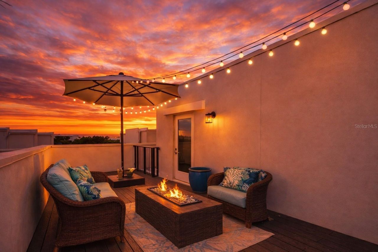 323 15th Street N, Saint Petersburg, FL 33705 Photo