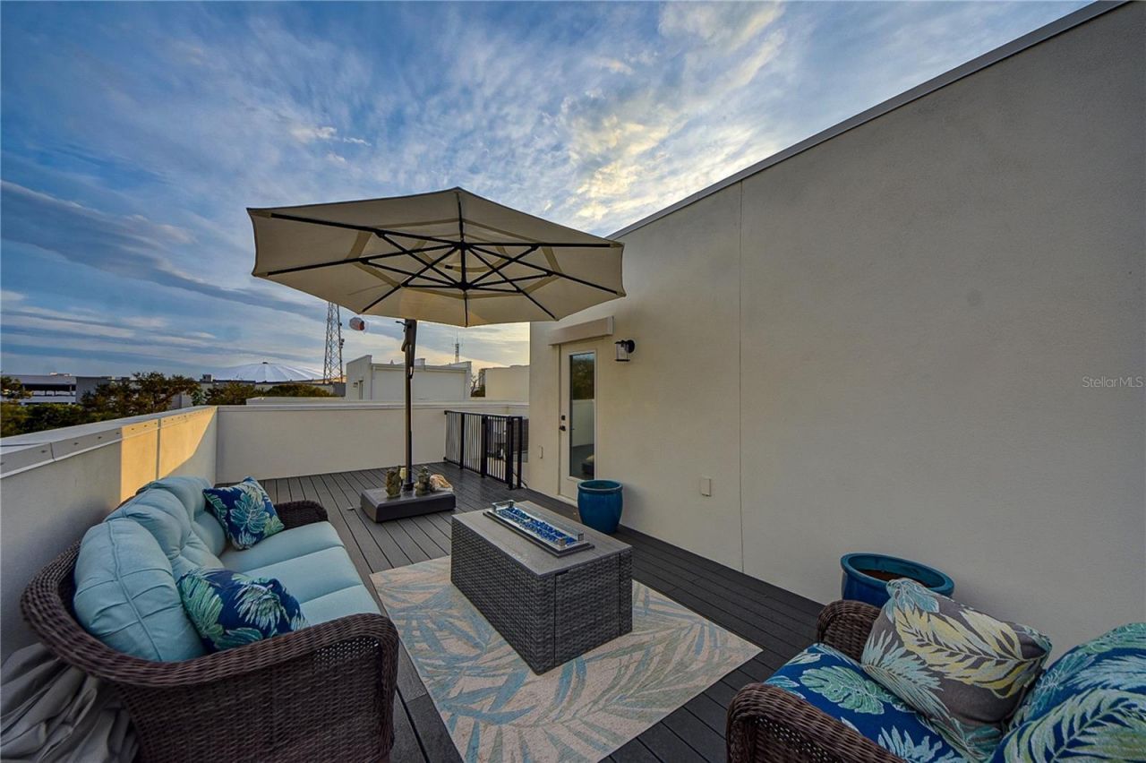 323 15th Street N, Saint Petersburg, FL 33705 Photo