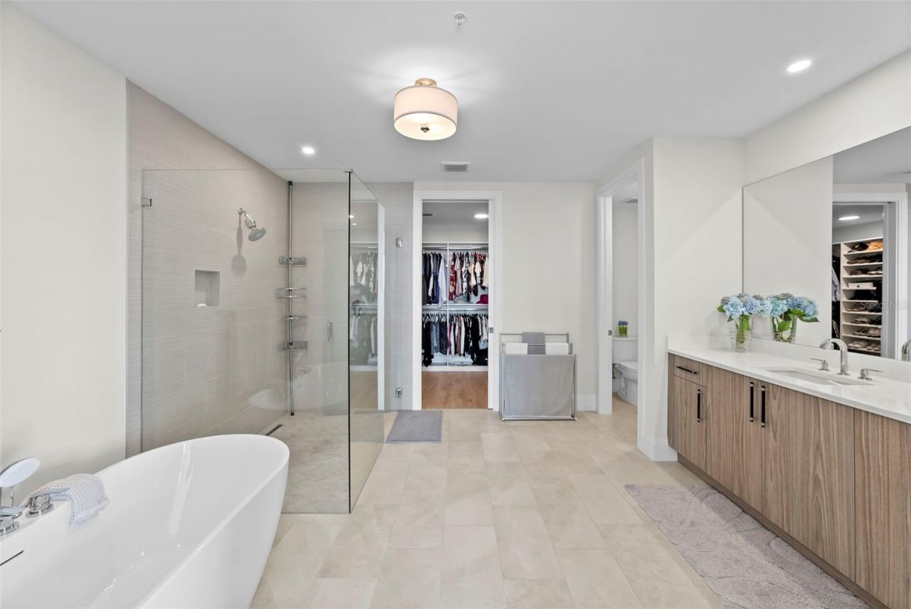 2910 W Barcelona Street, Unit 501, Tampa, FL 33629 Photo